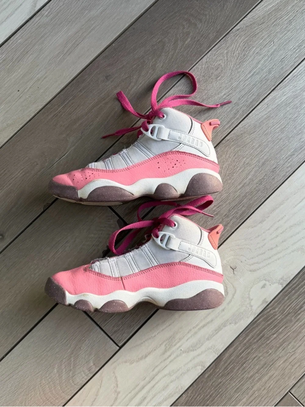 Jordan 6 Rings GS sneakers in the 